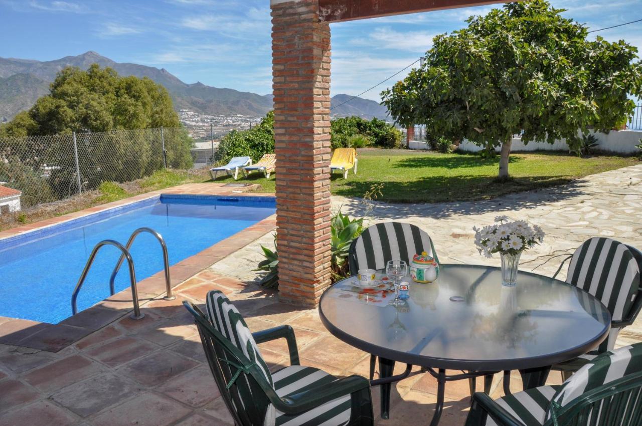 Nerja Paradise Rentals - Villa Los Girasoles ภายนอก รูปภาพ