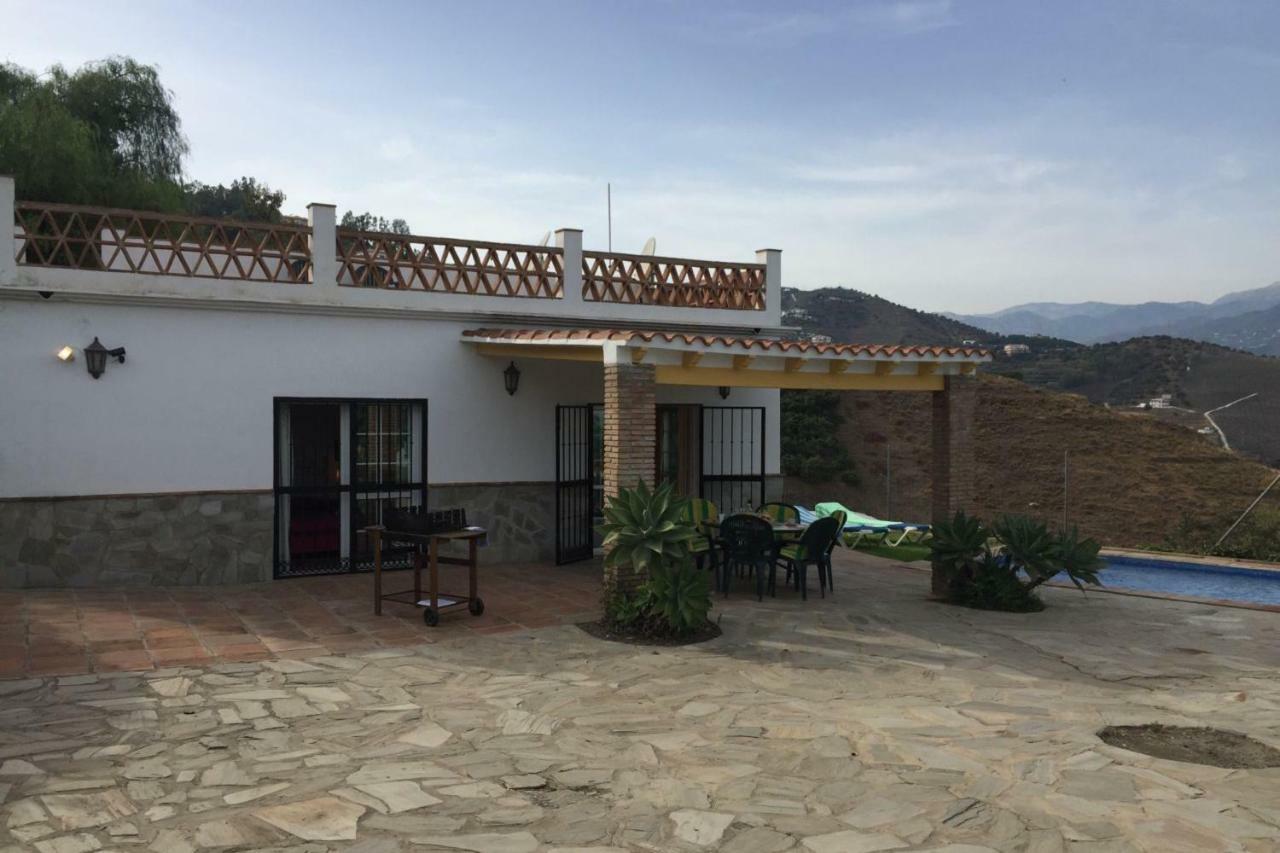 Nerja Paradise Rentals - Villa Los Girasoles ภายนอก รูปภาพ