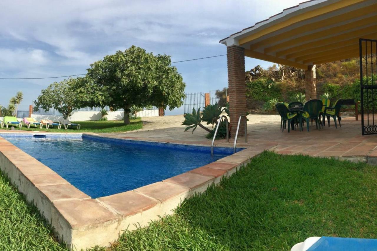 Nerja Paradise Rentals - Villa Los Girasoles ภายนอก รูปภาพ