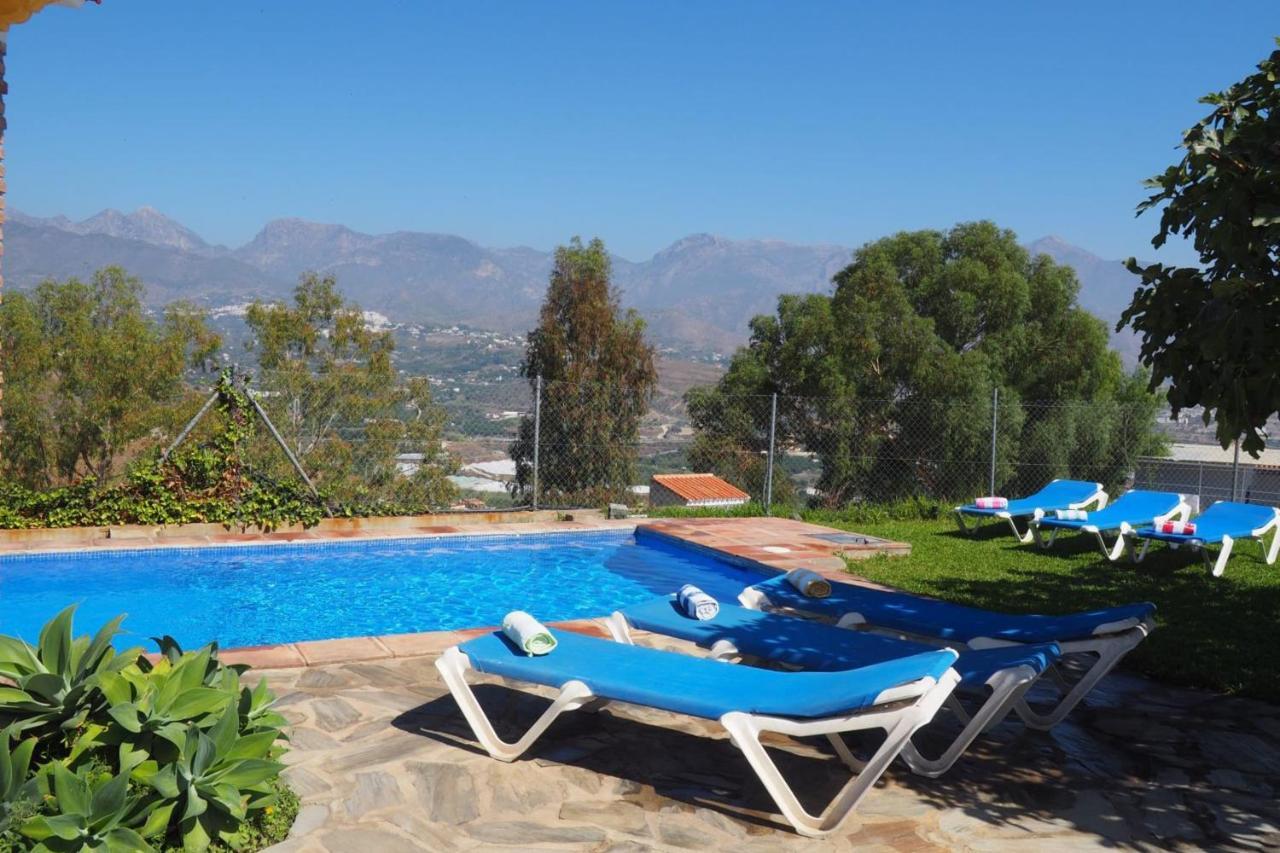 Nerja Paradise Rentals - Villa Los Girasoles ภายนอก รูปภาพ