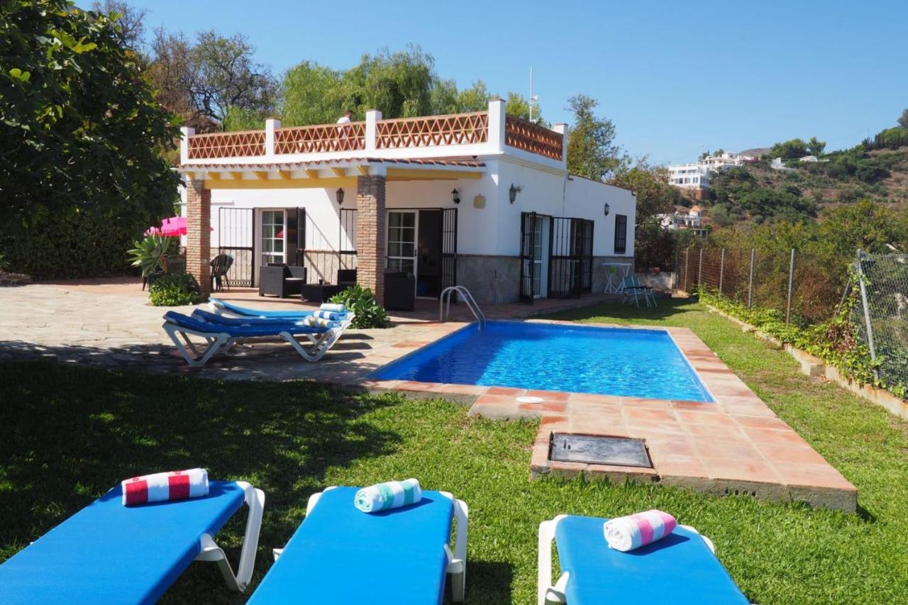 Nerja Paradise Rentals - Villa Los Girasoles ภายนอก รูปภาพ