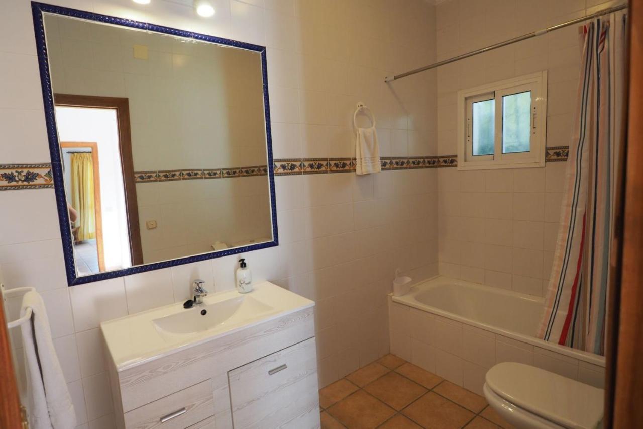 Nerja Paradise Rentals - Villa Los Girasoles ภายนอก รูปภาพ