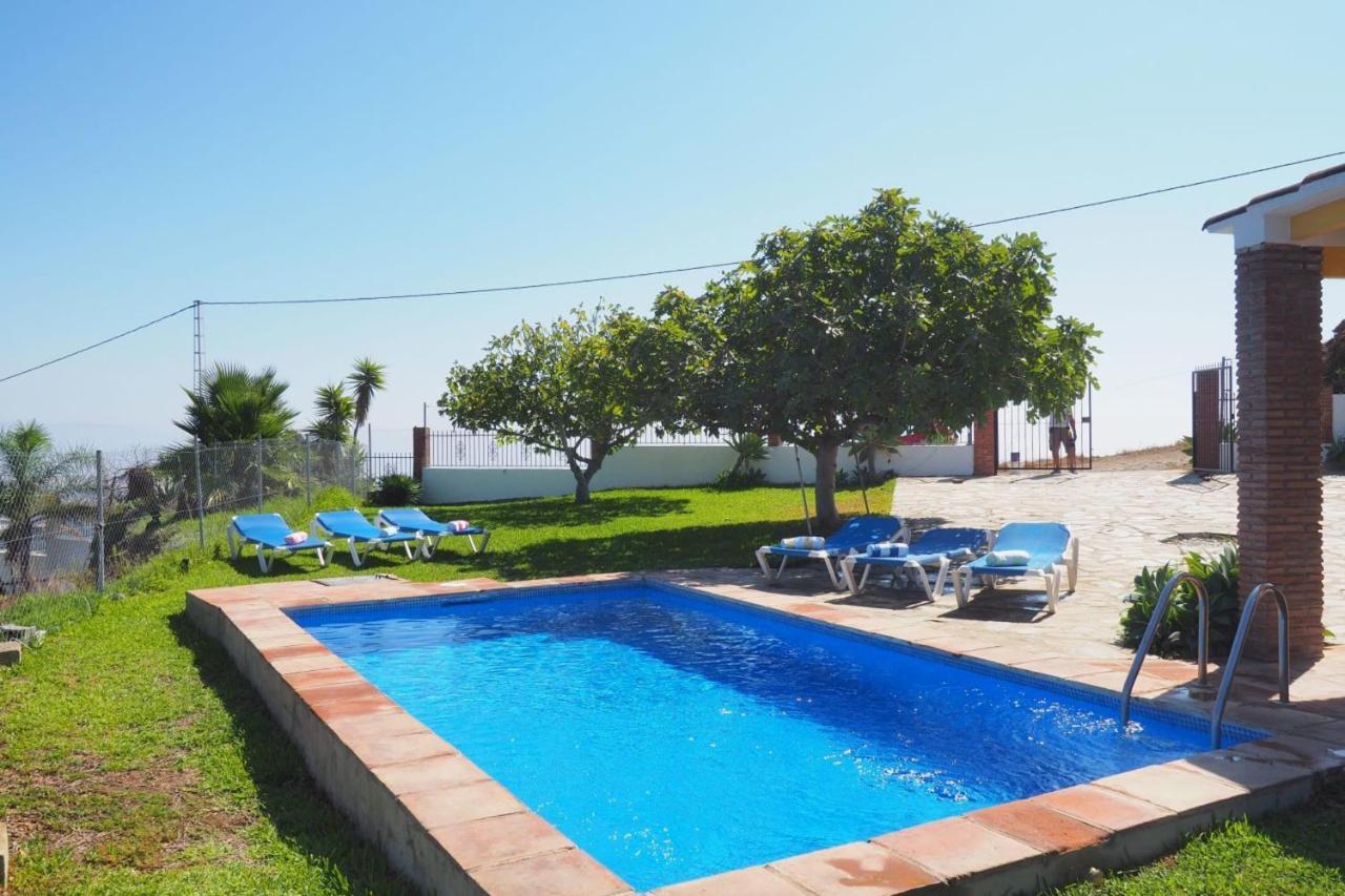Nerja Paradise Rentals - Villa Los Girasoles ภายนอก รูปภาพ