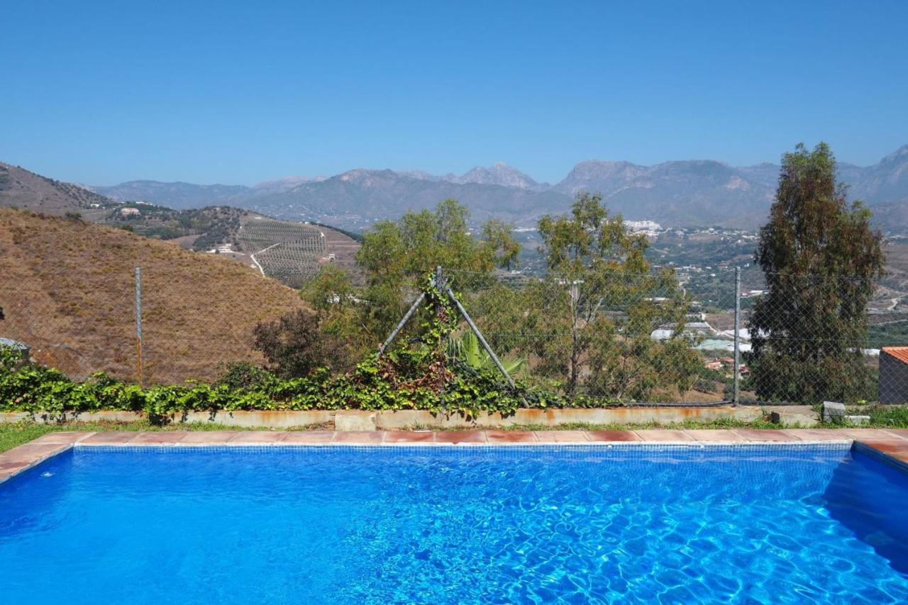 Nerja Paradise Rentals - Villa Los Girasoles ภายนอก รูปภาพ