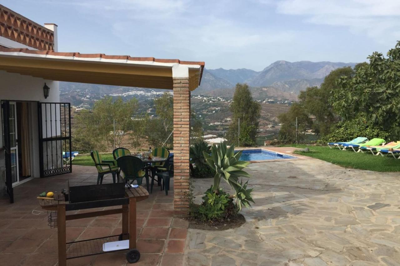 Nerja Paradise Rentals - Villa Los Girasoles ภายนอก รูปภาพ